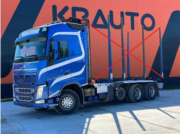 Kamion sa golom šasijom i zatvorenom kabinom VOLVO FH 540