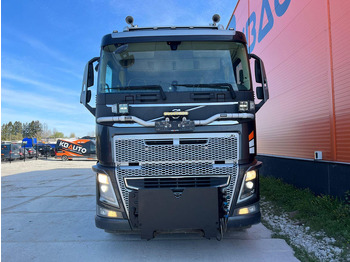 Istovarivač Volvo FH 750 8x4*4 UNDERBODY SCRAPER / RETARDER / BOX L=5940 mm: slika 3