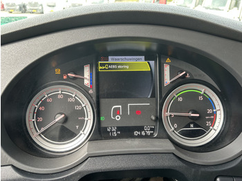 Tegljač DAF XF 440 FT SC / Smart Tacho V2 / 2 Tanks / Stand Klima / APK TUV 01-26: slika 4 Tegljač DAF XF 440 FT SC / Smart Tacho V2 / 2 Tanks / Stand Klima / APK TUV 01-26: slika 4