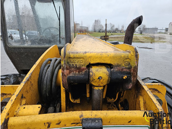 Teleskopski upravljač JCB 530: slika 5