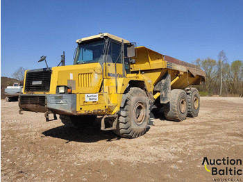 Zglobni kiper KOMATSU HM400