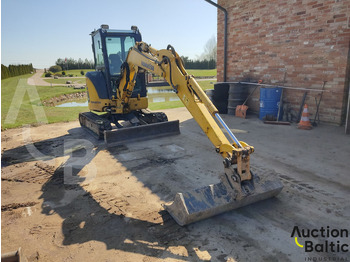 Mini bager Komatsu PC35MR-5: slika 2