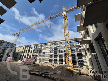 Toranjski kran LIEBHERR