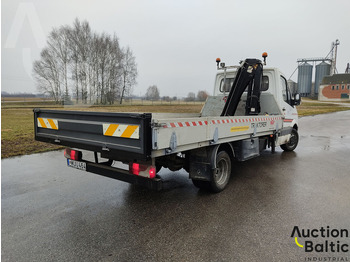 Kamion sa tovarnim sandukom, Kamion sa dizalicom Mercedes-Benz Sprinter 515 CDI: slika 3