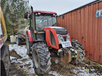 Traktor ZETOR
