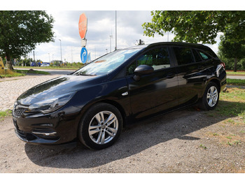 Karavan OPEL