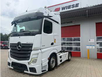 Tegljač MERCEDES-BENZ Actros 1846