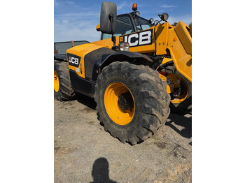 Teleskopski upravljač JCB