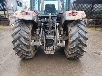 Traktor MASSEY FERGUSON 5711M: slika 3 Traktor MASSEY FERGUSON 5711M: slika 3