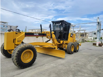 Grejder CATERPILLAR 140K