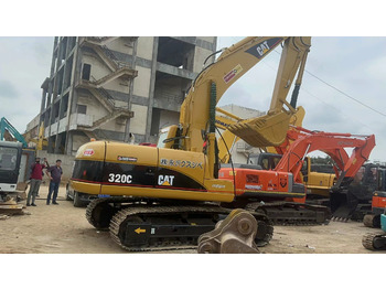 Bager guseničar CATERPILLAR 320CL