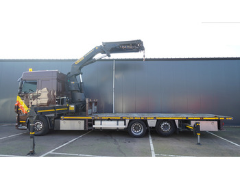 Kamion sa dizalicom DAF XF 460
