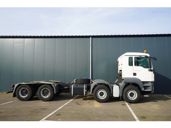 Kamion sa golom šasijom i zatvorenom kabinom MAN TGS41.400 8X4 BB-WW NEW UNUSED CHASSIS EURO3: slika 2