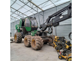 Kombajn za šumarstvo JOHN DEERE