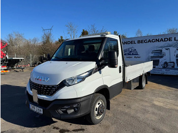 Kamion sa tovarnim sandukom Iveco Daily 35C18, Flatbed + alu-side boards, 3.0TDi, 2022: slika 3