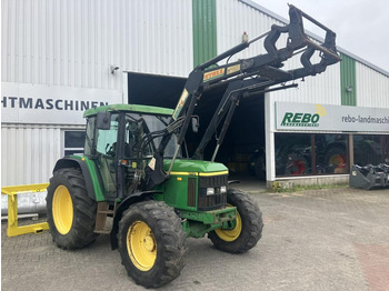 Traktor JOHN DEERE 6110