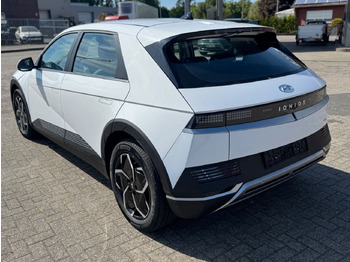 Limuzina Hyundai IONIQ 5   Elektro 4WD  9.000 KM!!!: slika 4