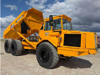 Zglobni kiper VOLVO A25C