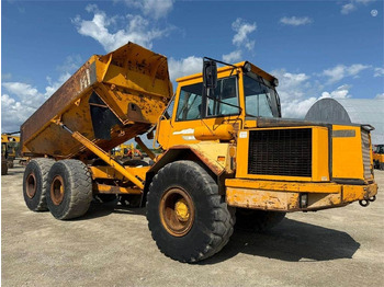 Zglobni kiper VOLVO A25C