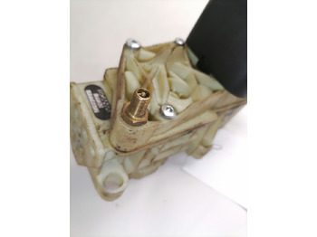 Univerzalni deo za Kamion Scania Handbrake control lever 1774972: slika 5