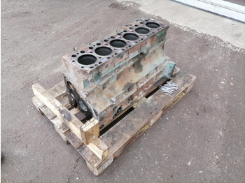 Motor i delovi za Kamion Volvo Mootoriplokk Volvo D7E240 21009331: slika 2