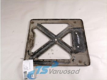 Univerzalni deo za Kamion Volvo Mudguard bracket 82271846: slika 2