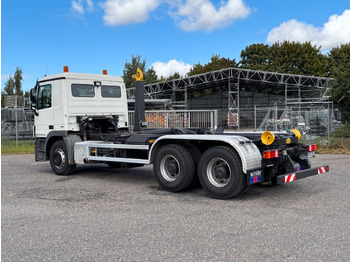 Kamion sa hidrauličnom kukom MERCEDES-BENZ