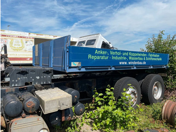 Kamion sa tovarnim sandukom