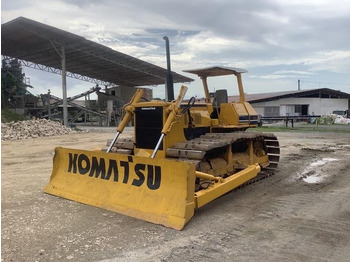 Buldožer KOMATSU