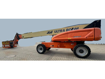 Teleskopska platforma JLG
