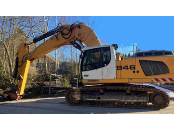 Bager LIEBHERR R 946