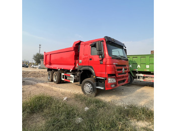 Istovarivač Sinotruk HOWO 371 6*4 Dump truck: slika 3