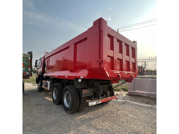 Istovarivač Sinotruk HOWO 371 6*4 Dump truck: slika 4