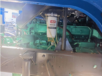 Istovarivač Sinotruk HOWO 8*4 Dump truck: slika 3