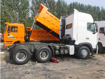 Tegljač Sinotruk HOWO A7 6*4 Tractor: slika 3