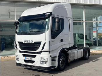 Tegljač IVECO
