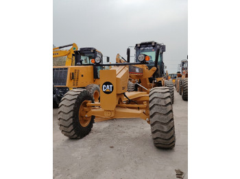 Grejder CATERPILLAR 140H