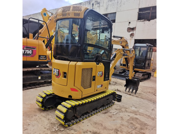 Mini bager CATERPILLAR 302