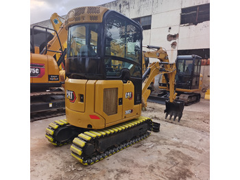 Mini bager CATERPILLAR 302