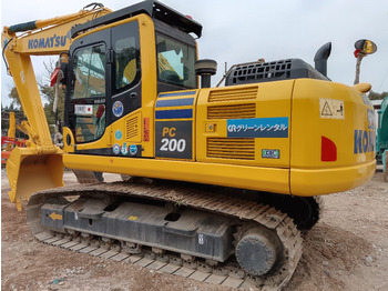 Bager guseničar KOMATSU PC200-8