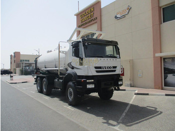 Kamion cisterna IVECO Trakker