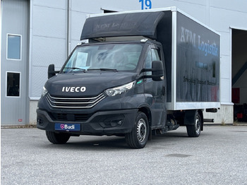 Dostavno vozilo sa zatvorenim sandukom IVECO Daily