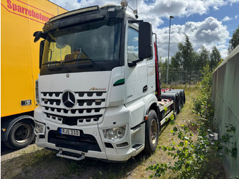 Kamion sa hidrauličnom kukom MERCEDES-BENZ Arocs