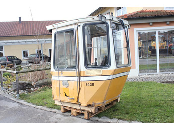 Kabina LIEBHERR
