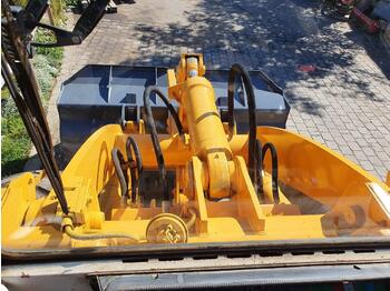 Utovarivač točkaš Liebherr L 521: slika 4