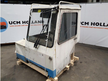 Kabina LIEBHERR