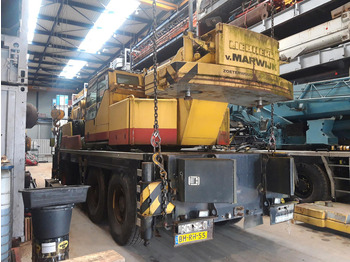 Autokran za sve terene Liebherr LTM 1060-2: slika 3