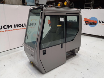 Kabina LIEBHERR
