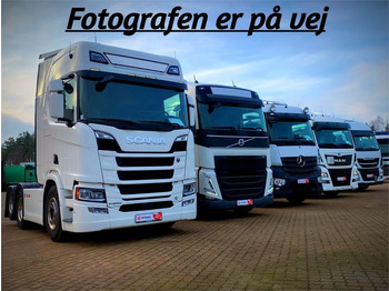 Kamion sa hidrauličnom kukom MERCEDES-BENZ Arocs 3251