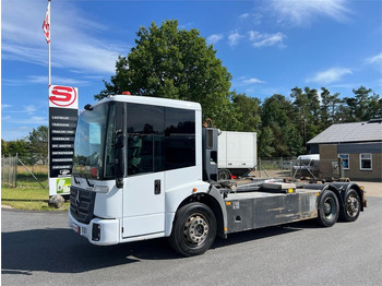 Kamion sa hidrauličnom kukom MERCEDES-BENZ Econic 2630